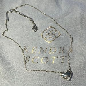 Kendra Scott Ari Heart Gold Pendant